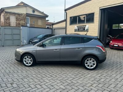 Lancia Delta 1.6 MJT DPF Platino