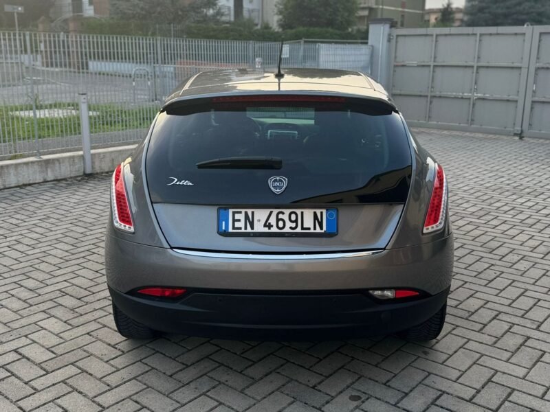 Lancia Delta 1.6 MJT DPF Platino