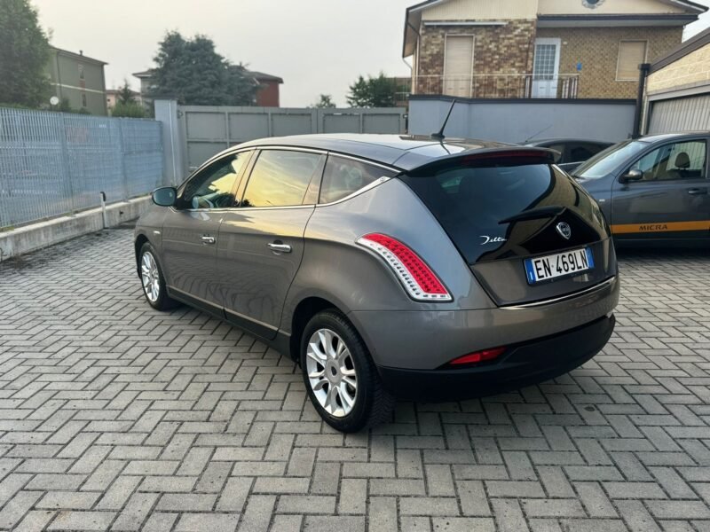 Lancia Delta 1.6 MJT DPF Platino