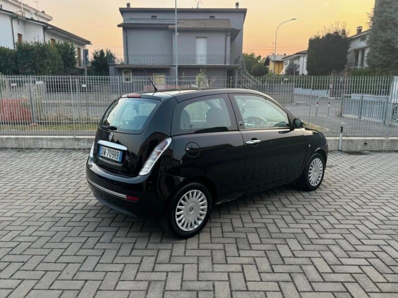 Lancia YPSILON 1.4