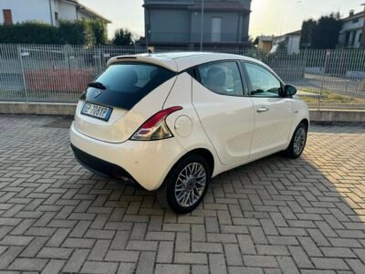 Lancia YPSILON 1.2