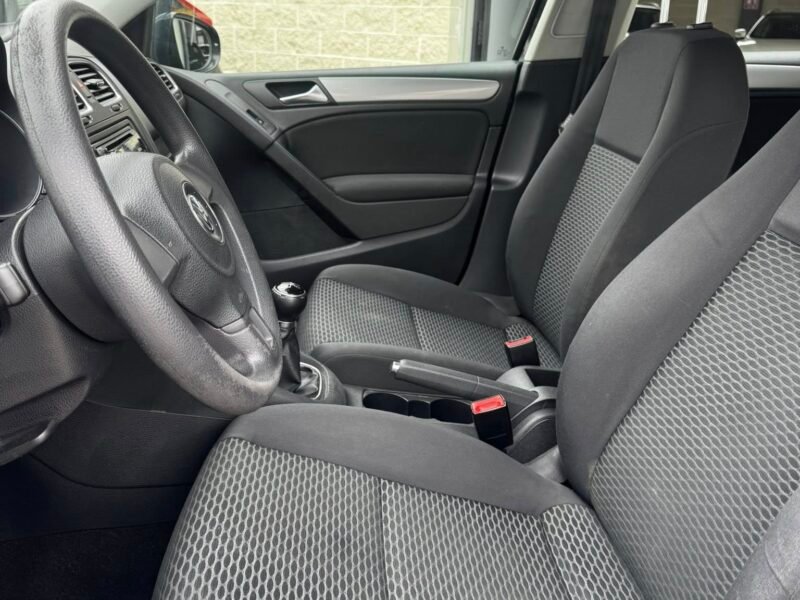 VOLKSWAGEN GOLF VI 1.4 5p. UNITED